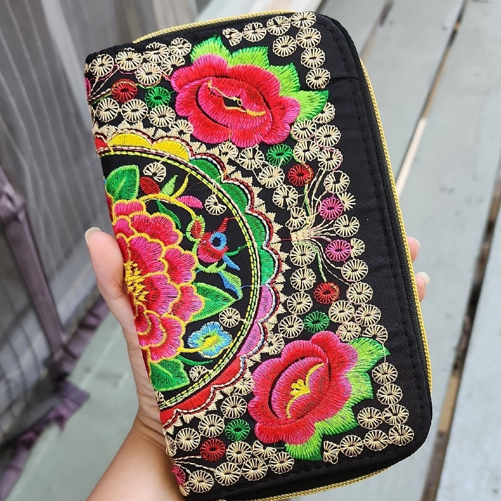 Handmade Mayan Wristlet Wallet Embroidered Floral